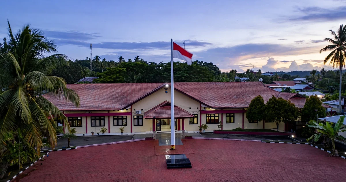 Kapolres Nias Selatan Pimpin Gerebek Sarang Narkoba di Lahusa, Empat Terduga Diamankan